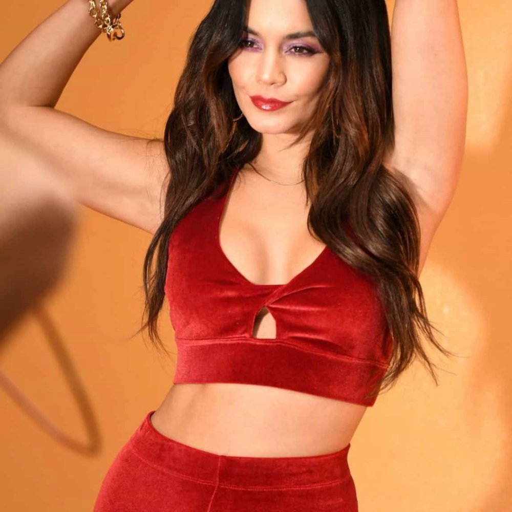 Fabletics Vanessa Hudgens velour leggings + bra in Cherry Burst